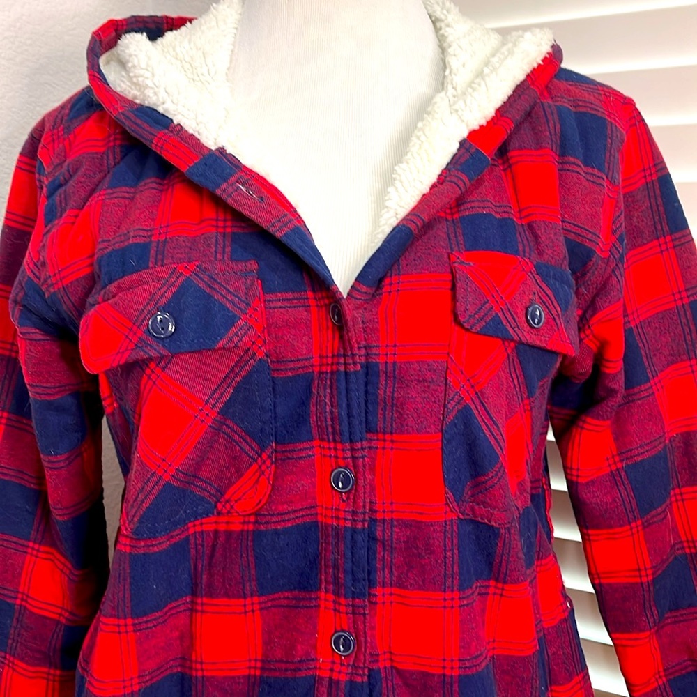 Button down lumberjack jacket. - Picture 4 of 6